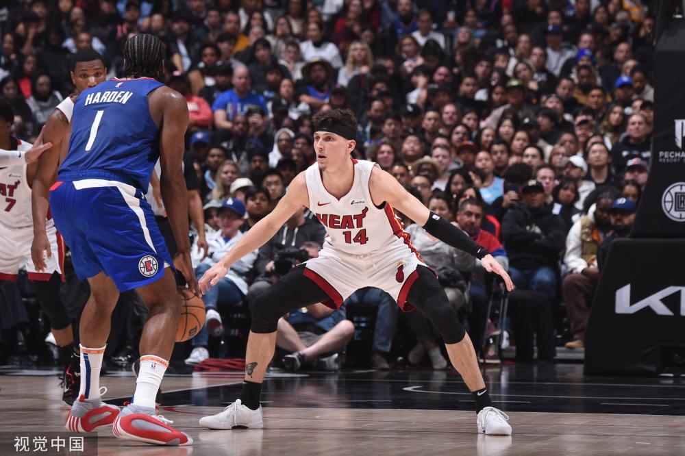 拼搏进取的 拼搏进取的