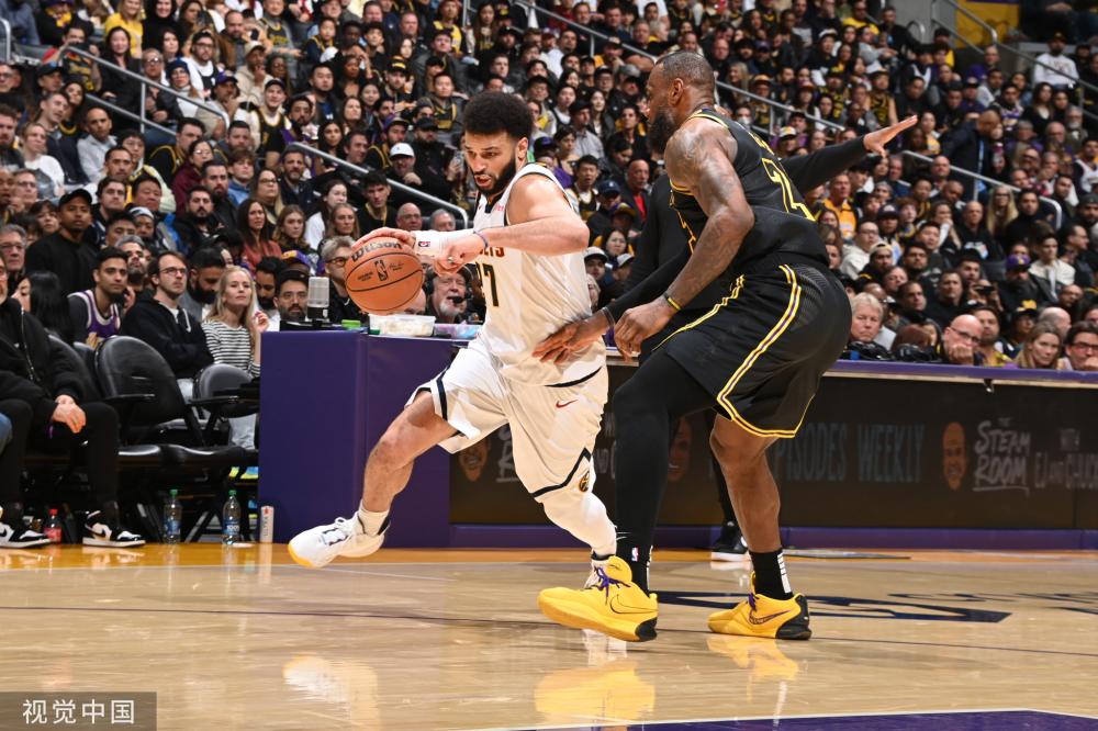 在困境中保 在困境中保